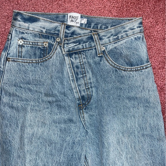 Princess Polly asymmetrical wide leg jeans - Picture 2 of 5